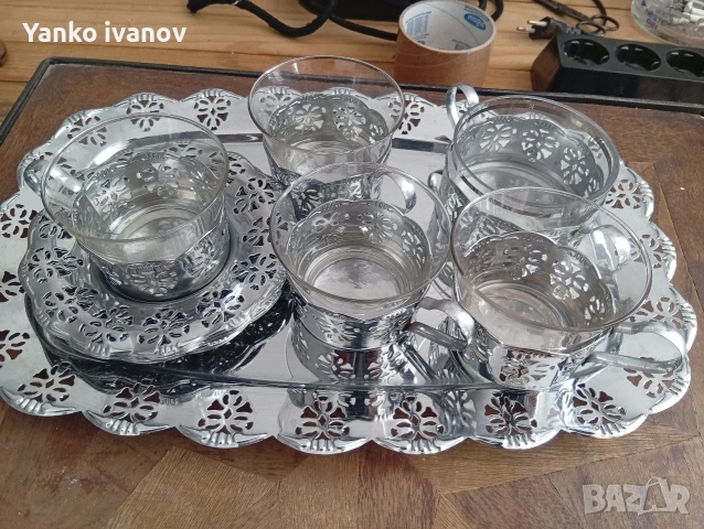 Сервиз чашки и табла, снимка 4 - Сервизи - 53735664