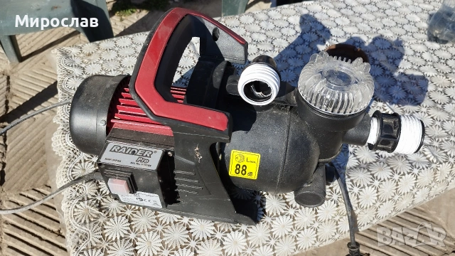 ПРОДАВАМ ДВЕ ПОМПИ ЗА ВОДА