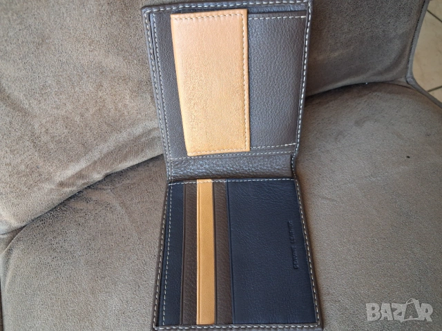 Мъжки портфейл, снимка 4 - Портфейли, портмонета - 52721130