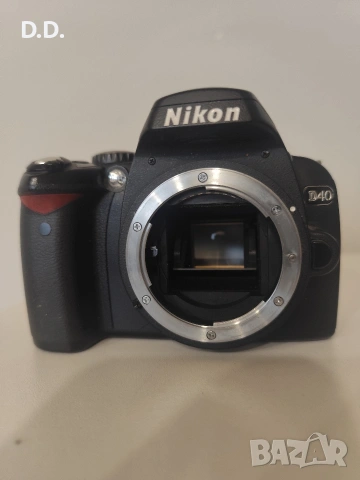Nikon D40 - само с ръчнофокусни обективи, снимка 3 - Фотоапарати - 53948690