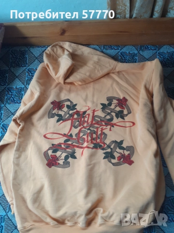 Голям суичър, снимка 1