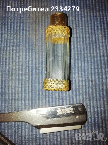 Автентични бръснарски прибори, машинка за точене на ножчета и подстригване. , снимка 2 - Антикварни и старинни предмети - 53213142