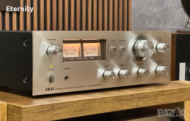 AKAI AM-2450 / Усилвател, снимка 1 - Ресийвъри, усилватели, смесителни пултове - 48855372