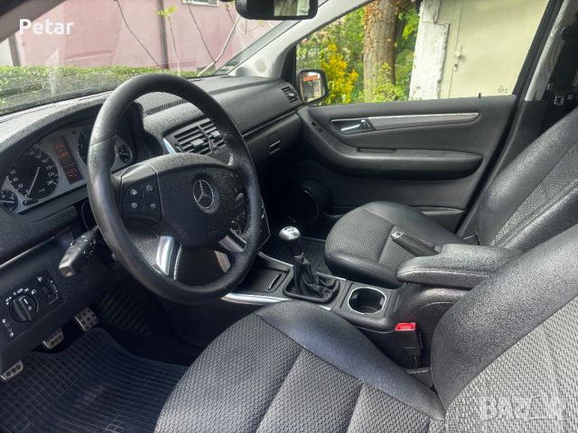 Mercedes B180, снимка 9 - Автомобили и джипове - 45635553