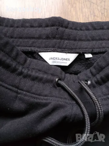 jack and jones - страхотно мъжко долнище КАТО НОВО Л, снимка 4 - Спортни дрехи, екипи - 49276112