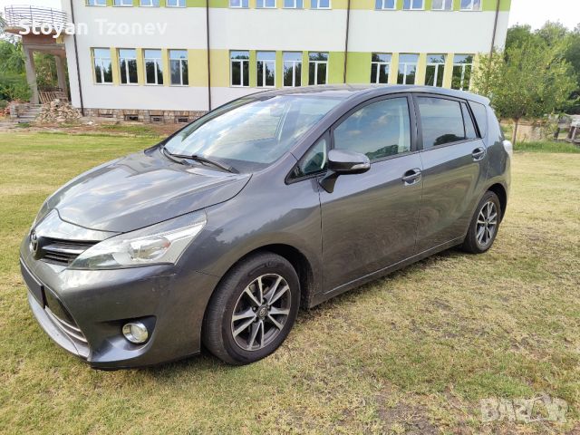 Toyota Corolla Verso Facelift 2.0 D-4D 91KW (124hp), снимка 3 - Автомобили и джипове - 46793309