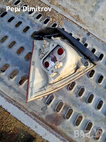 Десен външен стоп Volkswagen Golf V Hatchback (10.2003 - 02.2009), снимка 3 - Части - 52820596