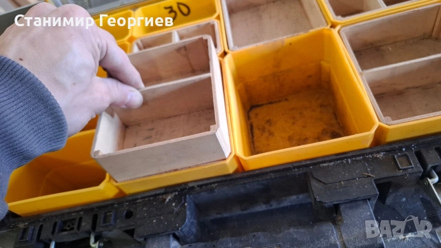 Dewalt Куфар тип органайзер, снимка 3 - Куфари с инструменти - 53774822