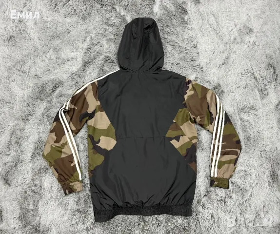 Мъжко яке Adidas Windbreaker Jacket, Размер М, снимка 3 - Якета - 47827373