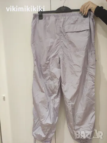 Широк тънък панталон Бершка Parachute pants Bershka размер L, снимка 2 - Панталони - 47206021