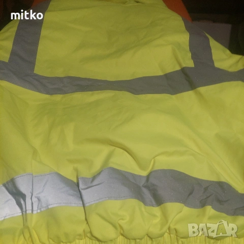 Dunlop яке номер XL, снимка 3 - Якета - 53990965