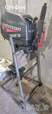 Извънбордов двигател Johnson, снимка 2 - Воден транспорт - 54220193