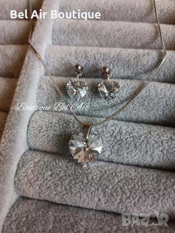 Комплект колие и обеци Swarovski, бижута с кристали Сваровски, снимка 4 - Колиета, медальони, синджири - 53392182