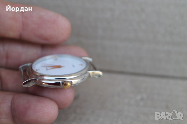 Стар Руски неизползван кварцов часовник ''Заря'', снимка 4 - Други ценни предмети - 46460599