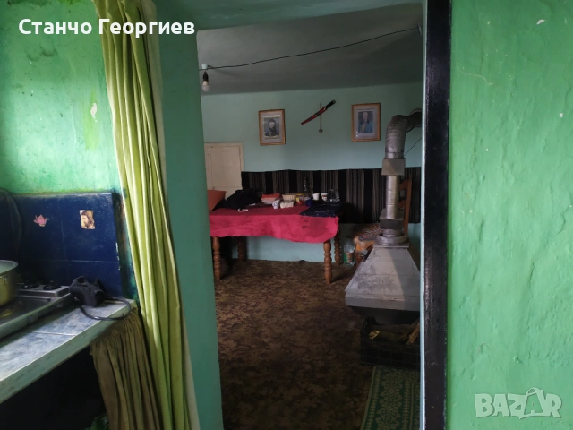 Продава къща с голям двор в село Зорница(Бургаска обл.), снимка 13 - Къщи - 54017074