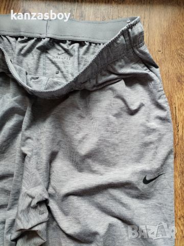 Nike Yoga Hyperdry Joggers In Grey - страхотно мъжко долнище 2ХЛ, снимка 3 - Спортни дрехи, екипи - 45919117