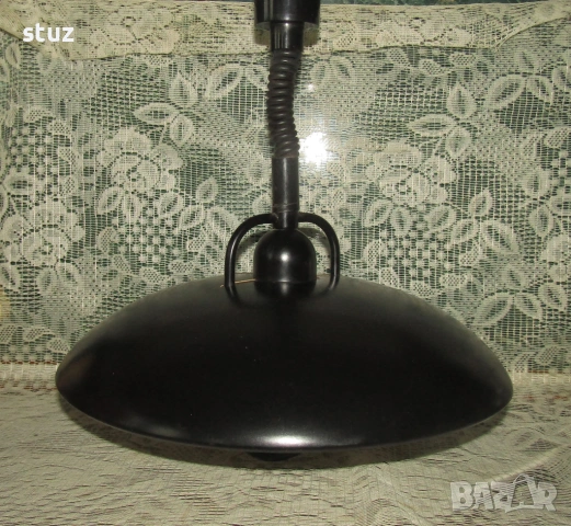 Висяща, таванна лампа тип асансьор