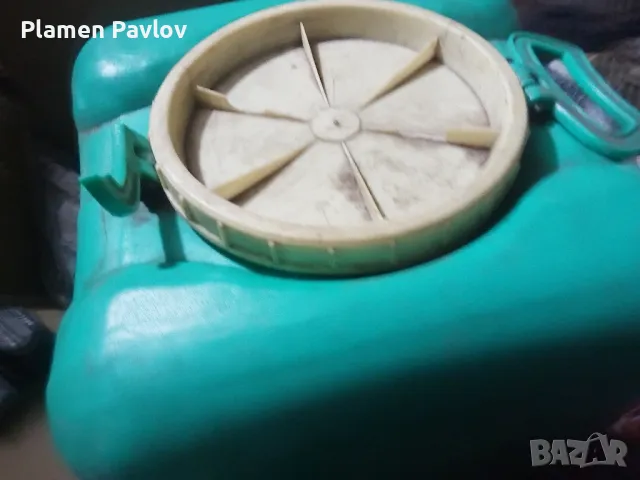 Бидон малък битов, снимка 2 - Други стоки за дома - 50235227