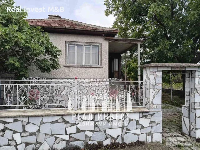 Продавам къща в с. Върбица, снимка 1 - Къщи - 47831328