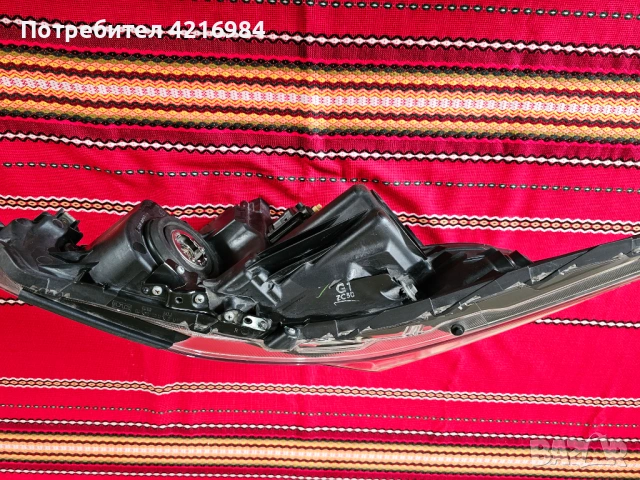 Оригинален Ксенонов фар Хонда Акорд, снимка 5 - Части - 53937113