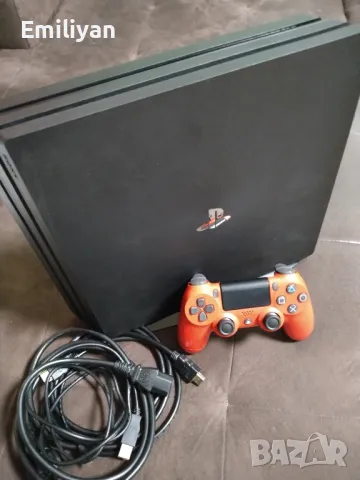 Продавам PlayStation 4 Pro, снимка 2 - PlayStation конзоли - 47172846