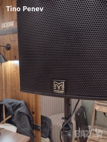 Продавам 2 броя пасивни Martin audio x 12 с калъфи. Rcf,fbt,dynacord