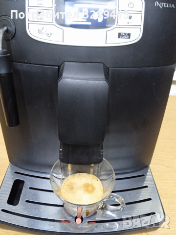 Кафе робот Saeco Intelia, снимка 7 - Кафемашини - 45003578