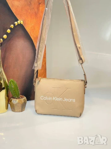 чанти calvin klein, снимка 6 - Чанти - 51426597