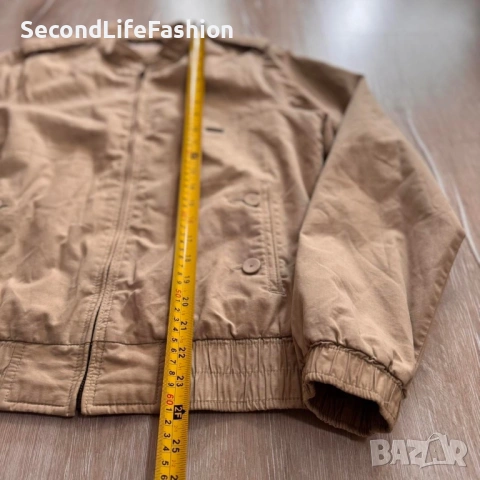 Винтидж дамско бомбър яке Levi Strauss & Co, размер L бежово Levi's, снимка 4 - Якета - 53349542