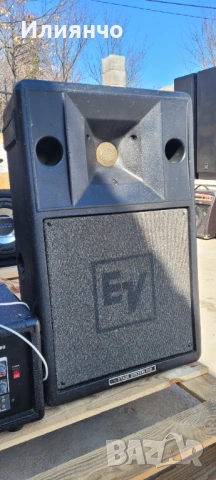 Продавам Комплект Клони 12 инча Electro-Voice S200/2x300w+Пулт с вграден Усилвател 2х300w, снимка 4 - Ресийвъри, усилватели, смесителни пултове - 53718995