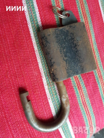 Стоманен катинар кофар масивен, снимка 2 - Антикварни и старинни предмети - 53475062