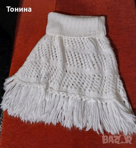 Бяло красиво пончо, ръчно плетиво, снимка 4 - Рокли - 53668954