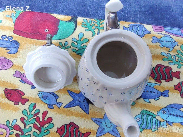 Малък декоративен чайник Table for one на Paul Cardew, снимка 8 - Колекции - 52344732