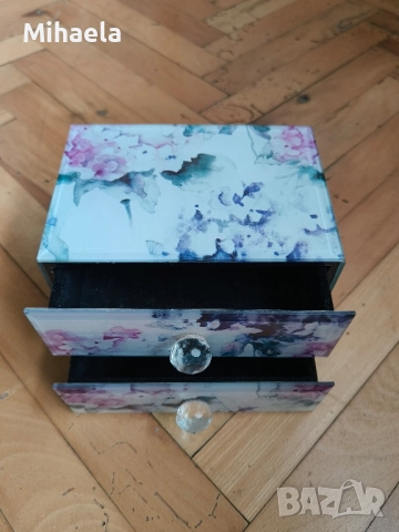 Луксозна кутия за бижута с кадифена вътрешност – 2 чекмеджета, флорален дизайн, снимка 7 - Подаръци за жени - 52187270