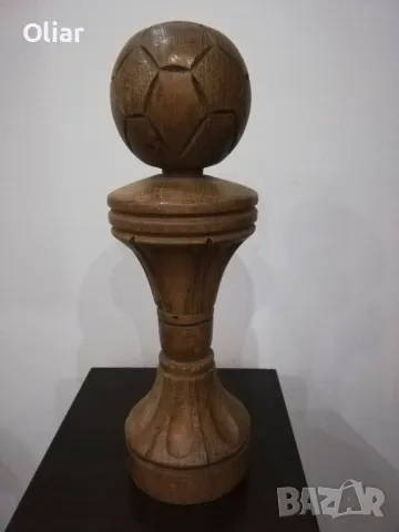 Футболен трофей / купа. Дърво.