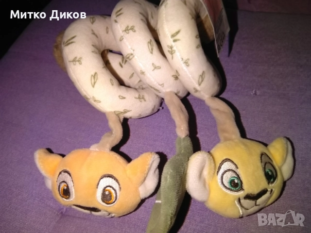 Детска залъгалка дрънкалка за количка маркова на Дисни на Симба и Нала нова, снимка 2 - Музикални играчки - 51515257