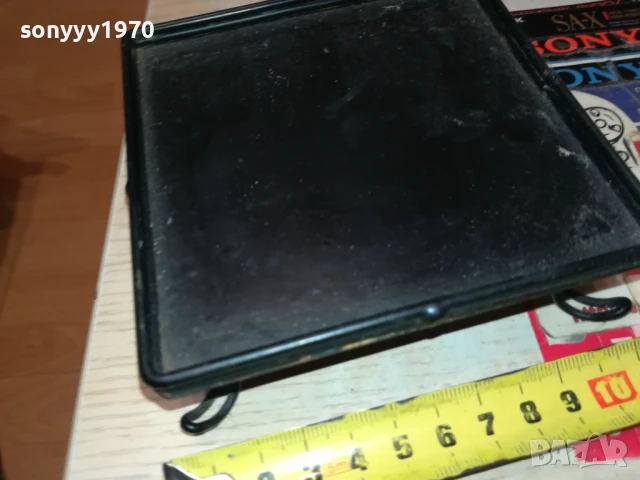 МЕТАЛНА МИНИ МАСА ПОСТАВКА С 4 КРАКА 2707271949, снимка 3 - Антикварни и старинни предмети - 51160288