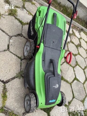 Електрическа косачка с кош 1800W