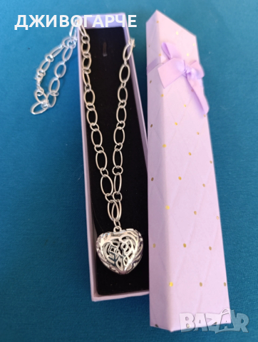 Ново, масивно, сребърно колие със сърце. В подаръчна кутия