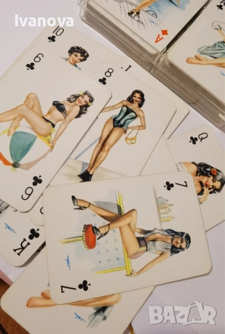 Ретро карти за игра от 1950г с момичета Pin up girls , снимка 2 - Карти за игра - 53787202