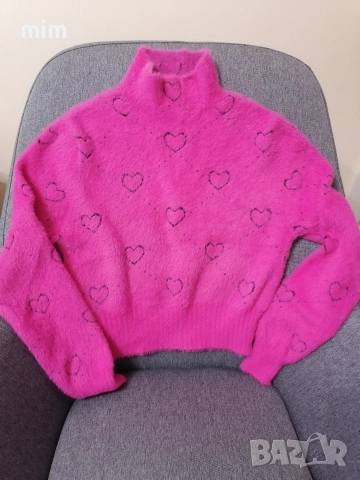 Пухена блуза със сърчица, снимка 4 - Блузи с дълъг ръкав и пуловери - 52857000