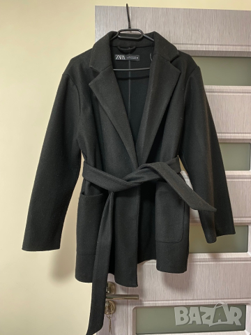 Късо черно палто с колан от Zara, снимка 1