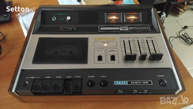 Akai gxc-46 дек с вграден усилвател