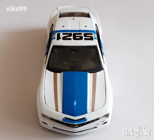 Chevrolet Camaro SS RS 2010 Police Maisto Мащаб 1:24, снимка 9 - Колекции - 48678936