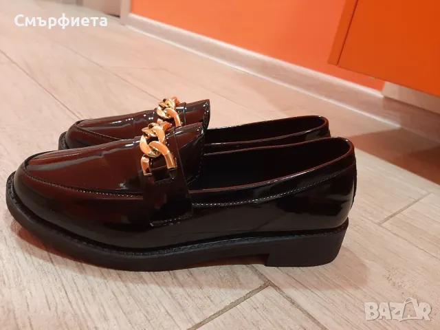 Нови обувки , снимка 4 - Дамски ежедневни обувки - 49695557