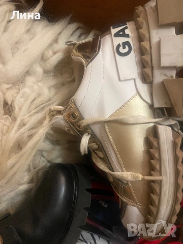 Дамски маратонки оригинални, снимка 10 - Маратонки - 54059511