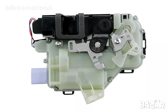 3B4839015AG Брава за задна лява врата VW, Polo 9N, T5, Skoda, Fabia 1, Seat, 6 ПИН, снимка 4 - Части - 53726959