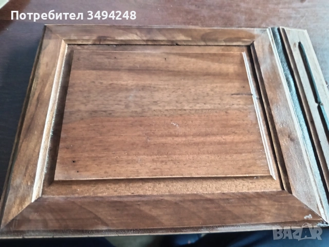 Стар албум за снимки с дървени корици и дърворезба , снимка 3 - Антикварни и старинни предмети - 51632134