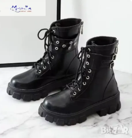 Дамски черни боти 