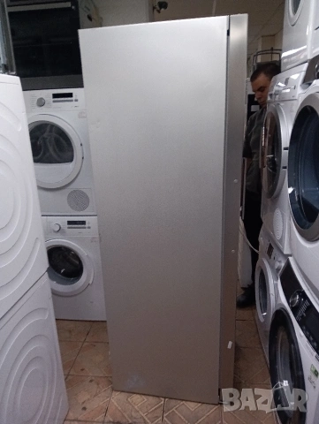 Последен модел XXL огромен иноксов фризер Миеле Miele No Frost A+++ 2 години Гаранция!, снимка 5 - Фризери - 53954812